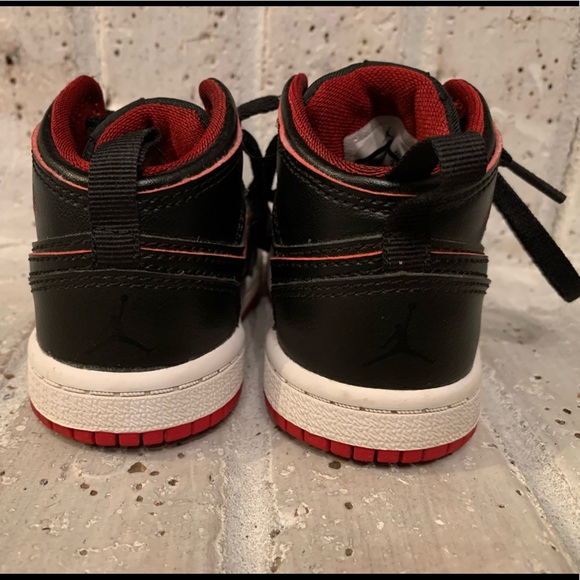 Air Jordan I (toddler) - Picture 4 of 7
